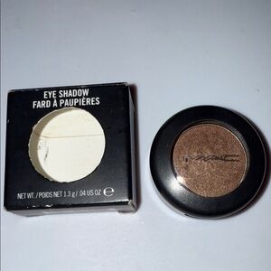 Used MAC Cosmetics Eye Shadow Woodwinked Veluxe Pearl .04 us oz